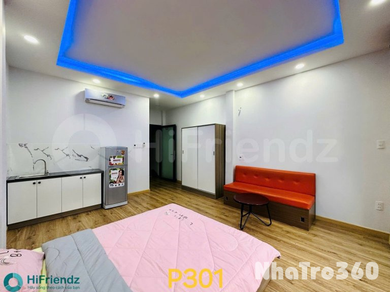 Cho thuê căn hộ ban công, Q10 || đường Nguyễn Duy Dương || gần Vạn Hạnh Mall, chợ Nhật Tảo, ĐH Kinh Tế (UEH B)