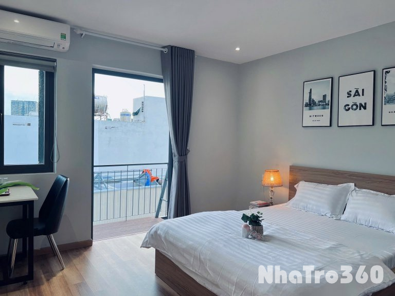 Cho thuê căn hộ ban công, Q1 || đường Trần Đình Xu || gần cầu Ông Lãnh, Công viên 23 Tháng 9, ĐH Văn Lang