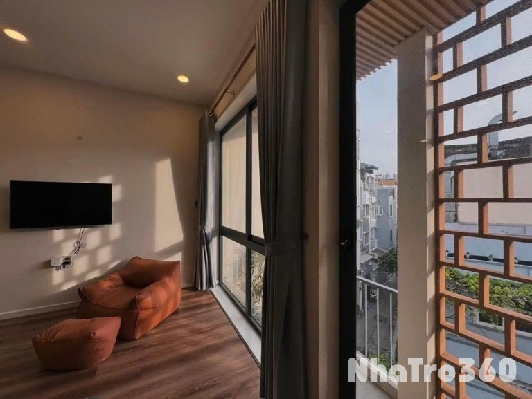 Căn Hộ Studio Cửa Sổ Lớn Full Nội Thất Tại Quận 5