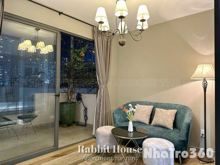 STUDIO BAN CÔNG – BẾP CÁCH XA GIƯỜNG – HỒ HẢO HỚN, QUẬN 1