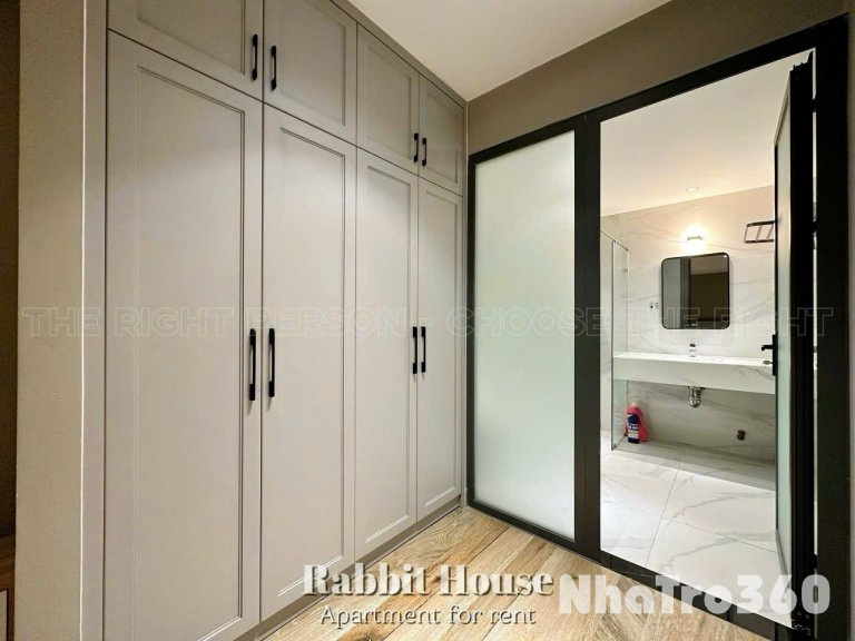 STUDIO BAN CÔNG – BẾP CÁCH XA GIƯỜNG – HỒ HẢO HỚN, QUẬN 1