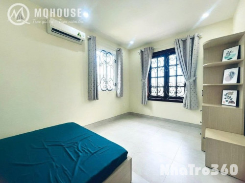 Cho thuê căn hộ 1 Phòng ngủ Ban công Q1 gần cầu Ông Lãnh, Phố Bùi Viện