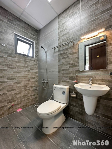 CĂN HỘ CHO THUÊ MỚI ĐẸP GIÁ TỐT NGAY TRUNG TÂM Q3