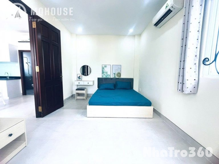 Cho thuê căn hộ 1 Phòng ngủ Ban công Q1 gần cầu Ông Lãnh, Phố Bùi Viện