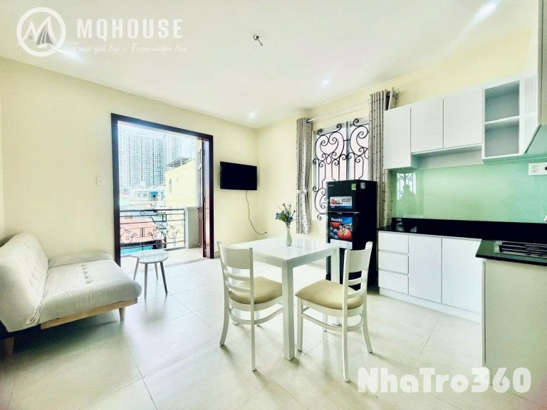 Cho thuê căn hộ 1 Phòng ngủ Ban công Q1 gần cầu Ông Lãnh, Phố Bùi Viện