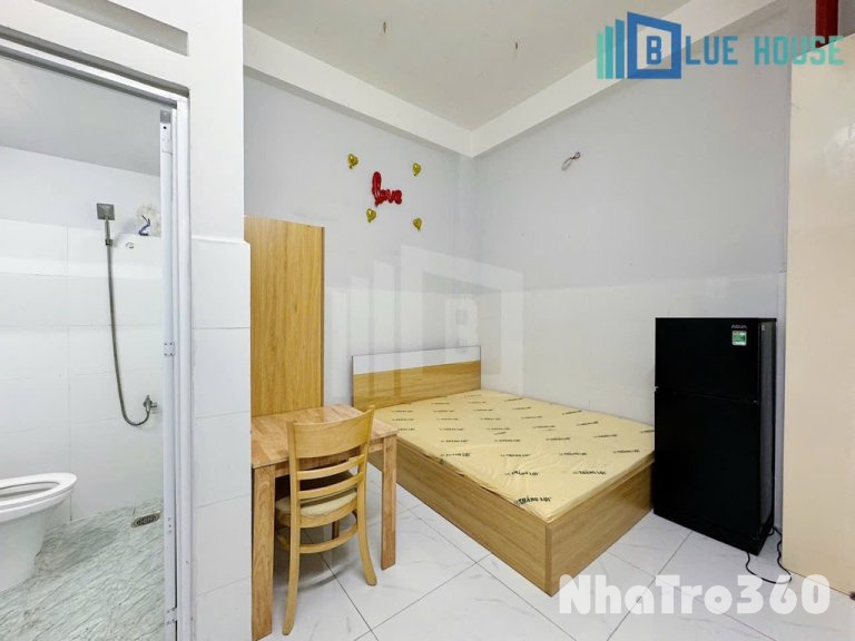 Pass phòng giá công khai