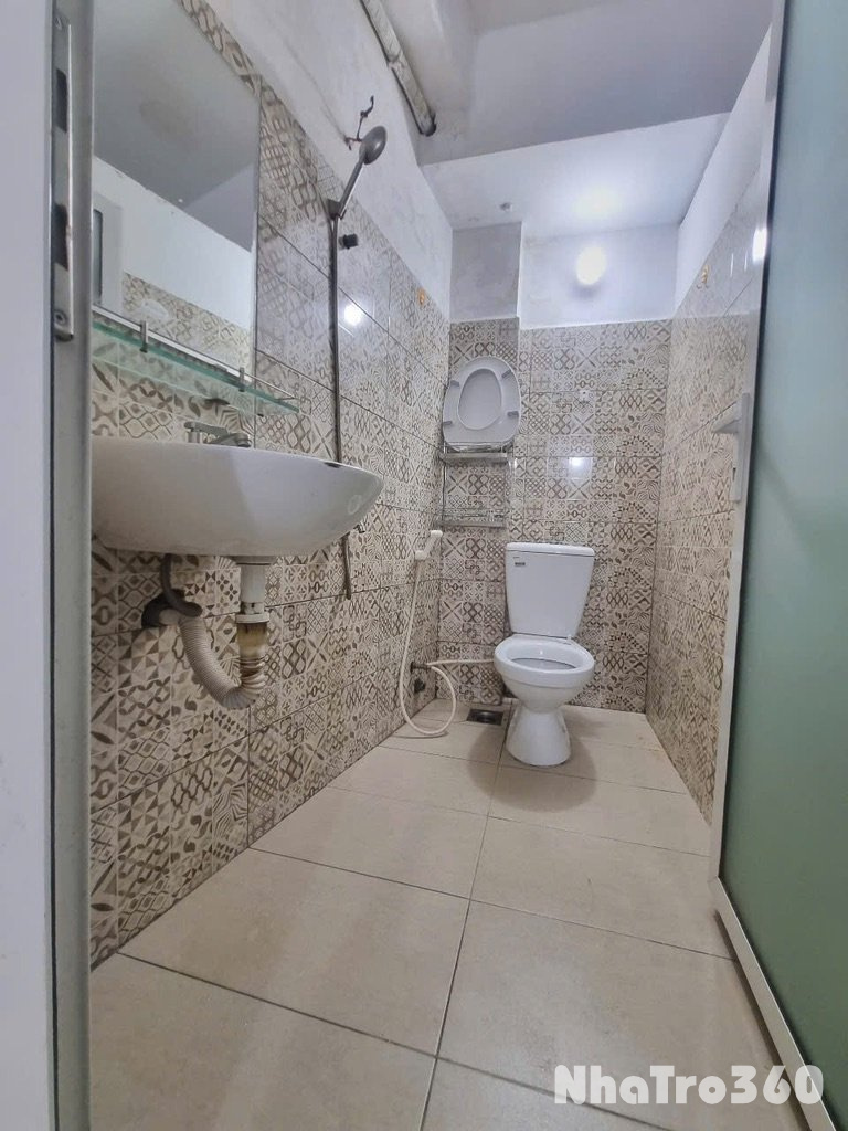 Đối diện đại học công thương, Full nội thất