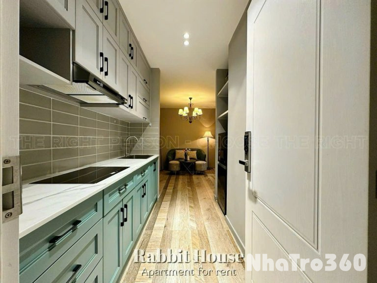 STUDIO BAN CÔNG – BẾP CÁCH XA GIƯỜNG – HỒ HẢO HỚN, QUẬN 1