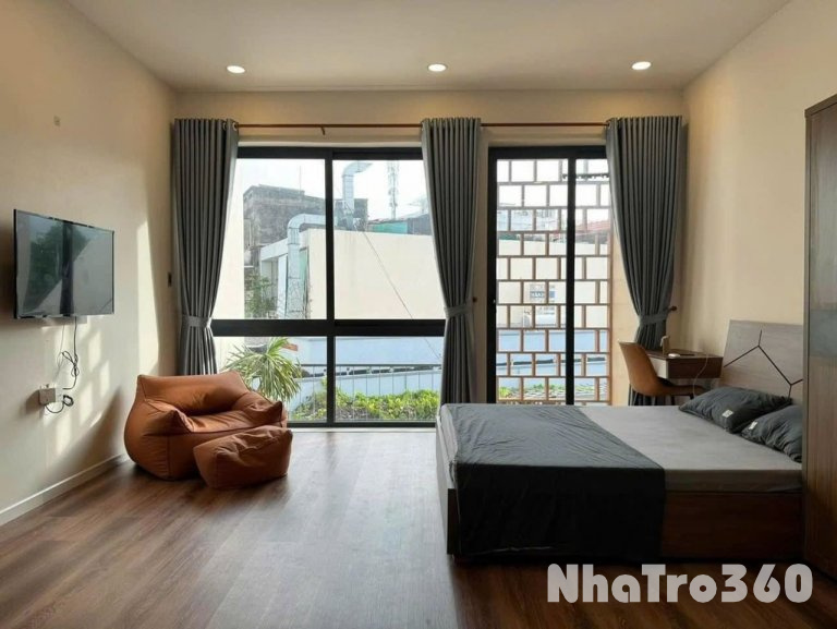 Căn Hộ Studio Cửa Sổ Lớn Full Nội Thất Tại Quận 5
