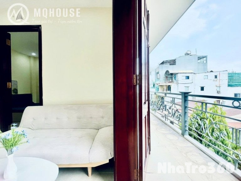 Cho thuê căn hộ 1 Phòng ngủ Ban công Q1 gần cầu Ông Lãnh, Phố Bùi Viện