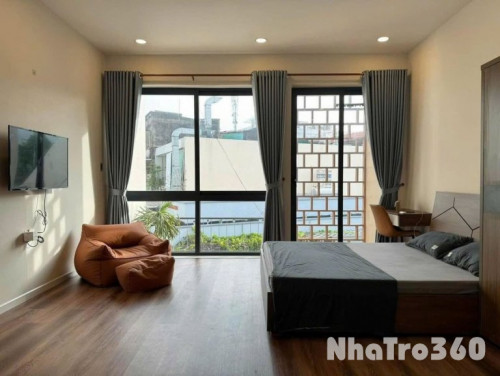 Căn Hộ Studio Cửa Sổ Lớn Full Nội Thất Tại Quận 5