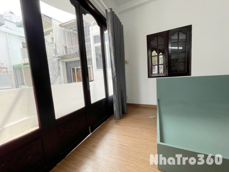 Căn hộ full nội thất mới 100% Lý Thái Tổ Quận 10