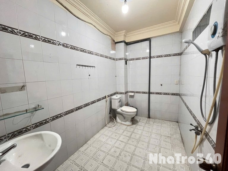 Cho thuê căn hộ Full NT Q4 phòng thiết kế hiện đại