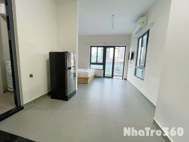 Căn hộ bancon 40m2 gần công viên Khánh Hội quận 4