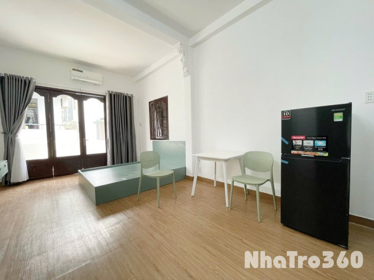 Căn hộ full nội thất mới 100% Lý Thái Tổ Quận 10