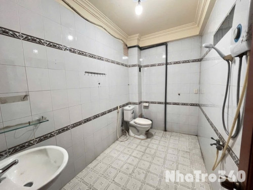 Cho thuê căn hộ Full NT Q4 phòng thiết kế hiện đại