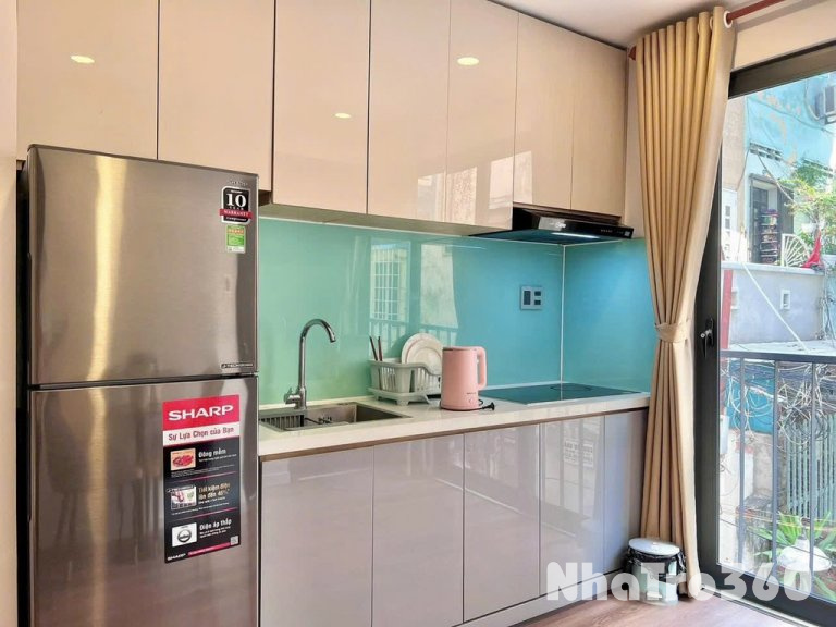 Căn Hộ Studio Cửa Sổ Lớn Full Nội Thất Tại Quận 1