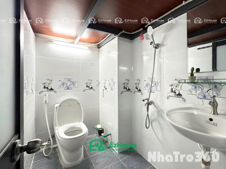 Gác cao, phòng rộng, mới vừa xây chưa qua sử dụng