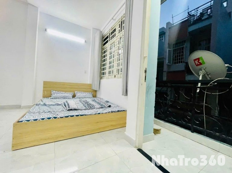 CĂN HỘ STUDIO BAN CÔNG RỘNG RÃI SIÊU MỚI NGAY TRUNG TÂM Q10