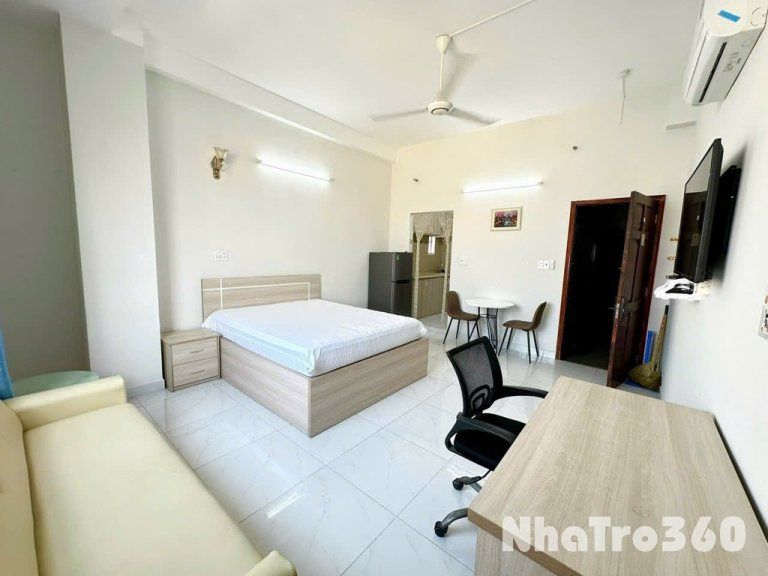 Phòng rộng, Full nội thất, thoáng mát, quận 6