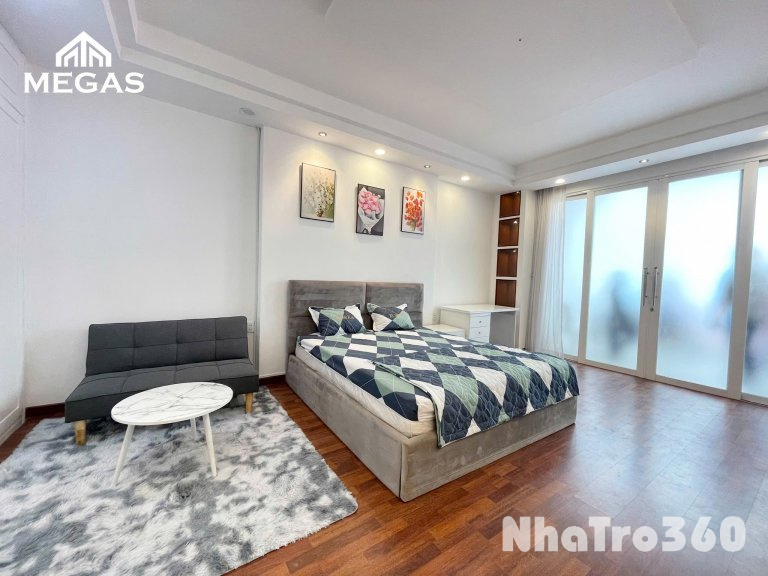 Cho thuê căn hộ ban công, Q1 || đường Nguyễn Công Trứ || gần chợ Bến Thành, cầu Khánh Hội, Bến Bạch Đằng