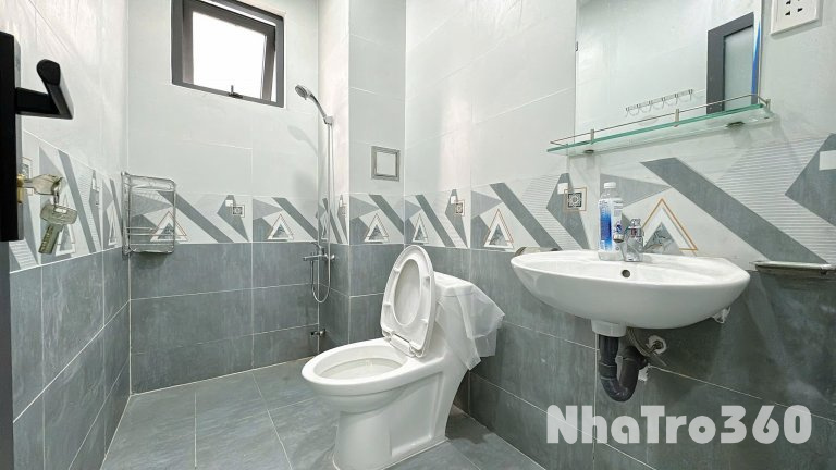 Khai Trương căn hộ ngay trung tâm quận 10, cửa sổ đón nắng, gần cầu Nguyễn Tri Phương