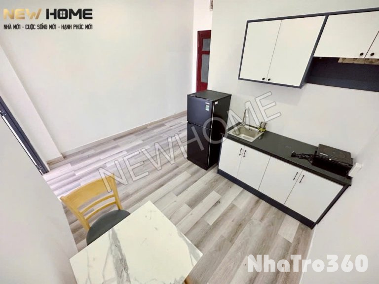 Căn hộ full nội thất ban công Khánh Hội Quận 4