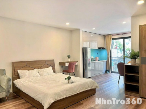 Căn Hộ Studio Cửa Sổ Lớn Full Nội Thất Tại Quận 1