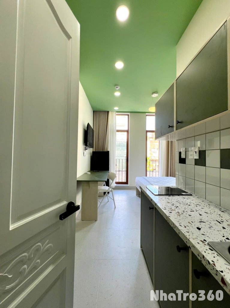 CĂN HỘ CHO THUÊ STUDIO BAN CÔNG GIÁ RẺ NGAY TRUNG TÂM Q10