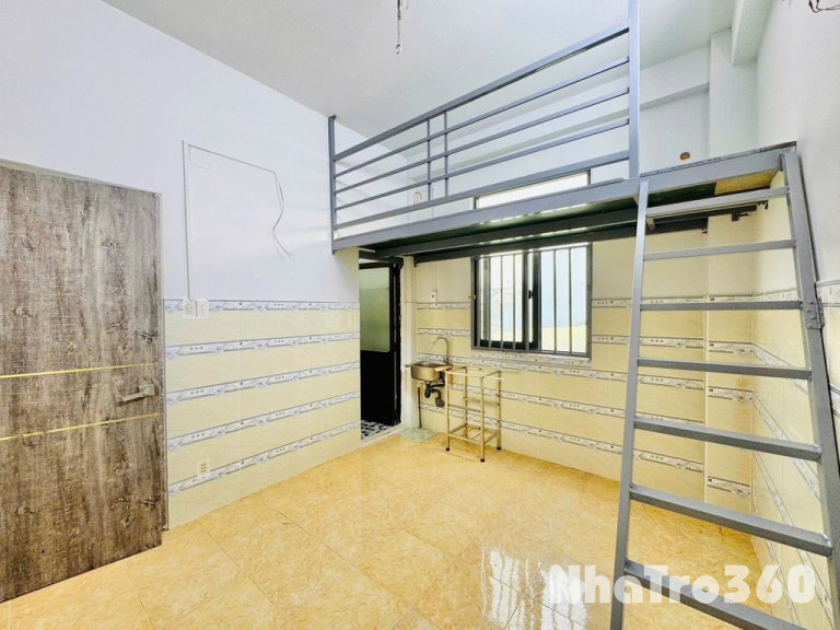 Nội thất cơ bản, gác, cửa sổ, tự do