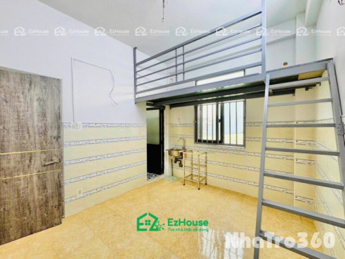 Phòng thoáng mát, không nội thất, quận 6