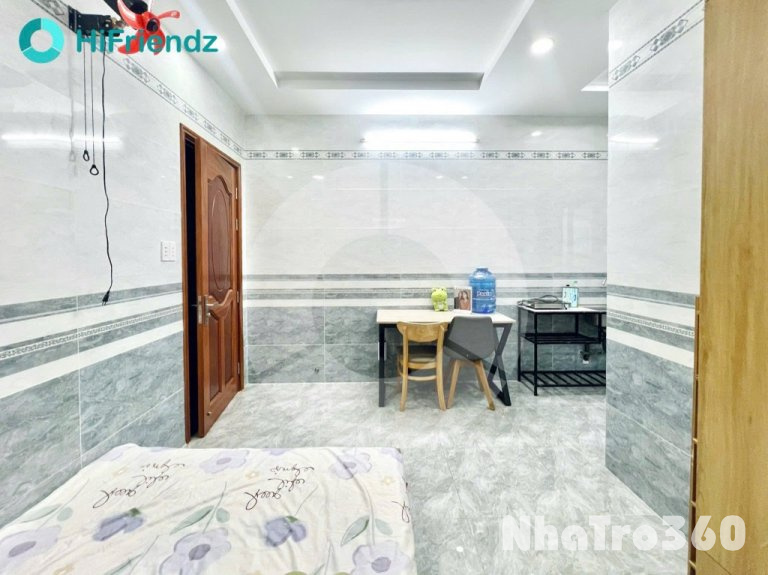 Full nội thất, cửa sổ, thang máy, giá rẻ