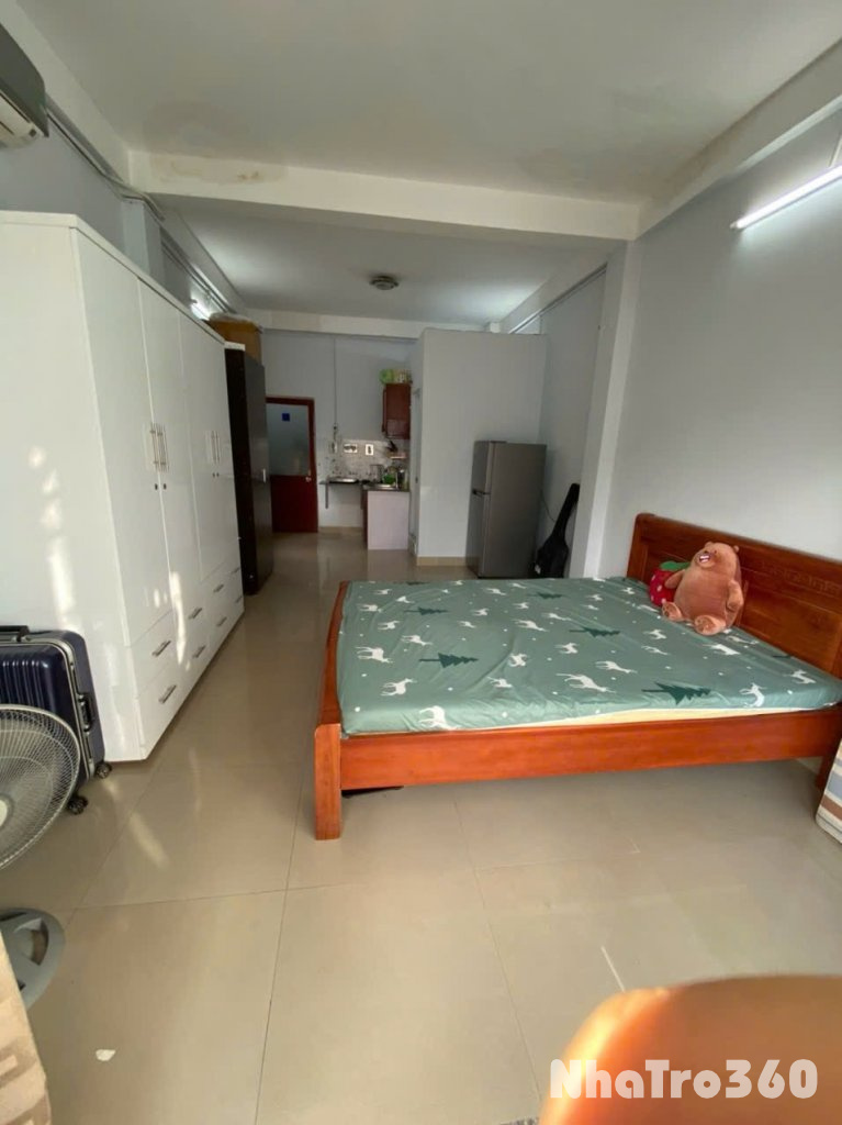 Cho thuê căn hộ Studio Ban công thoáng Q10 gần ĐH Kinh tế UEH, ĐH Huflit