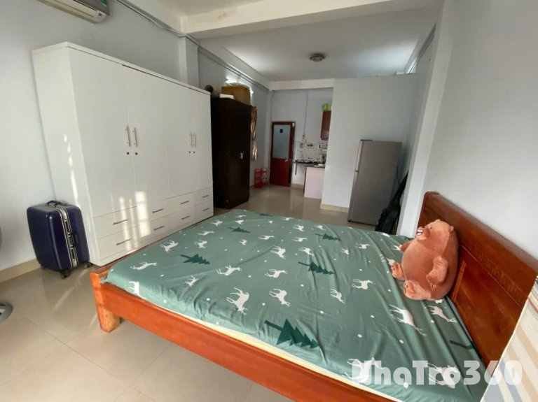 Cho thuê căn hộ Studio Ban công thoáng Q10 gần ĐH Kinh tế UEH, ĐH Huflit