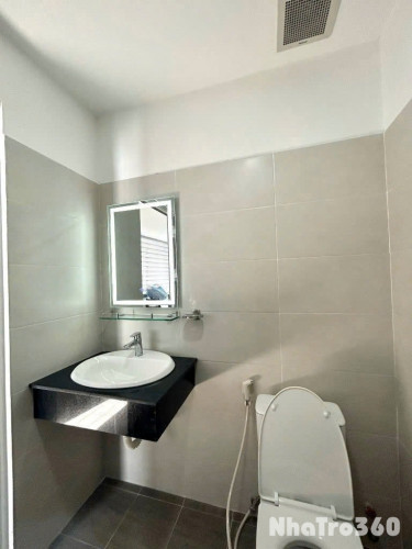 Cho thuê căn hộ Studio Cửa sổ, Máy giặt riêng Q10 gần Viettel Tower