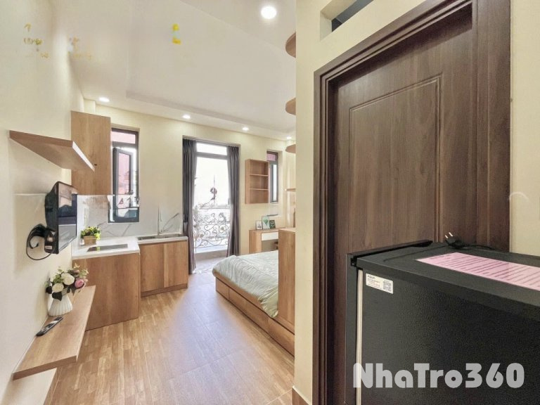 Studio full nội thất BANCOL rộng rãi sieud gió