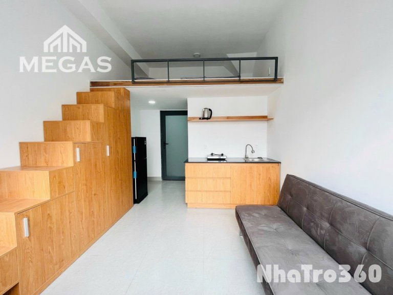 CHÍNH CHỦ CHO THUÊ,Nhà trống giá rẻ,cửa sổ trời