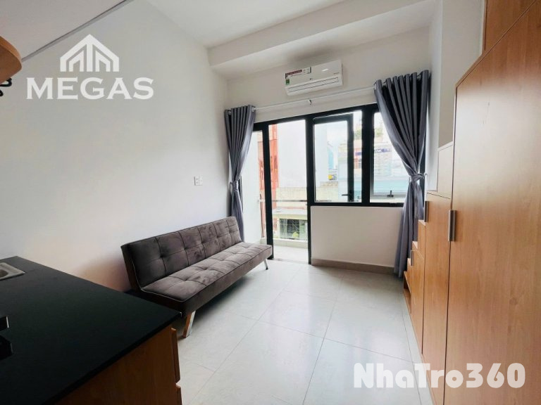 Có gác, Full nội thất, mặt tiền quận 6