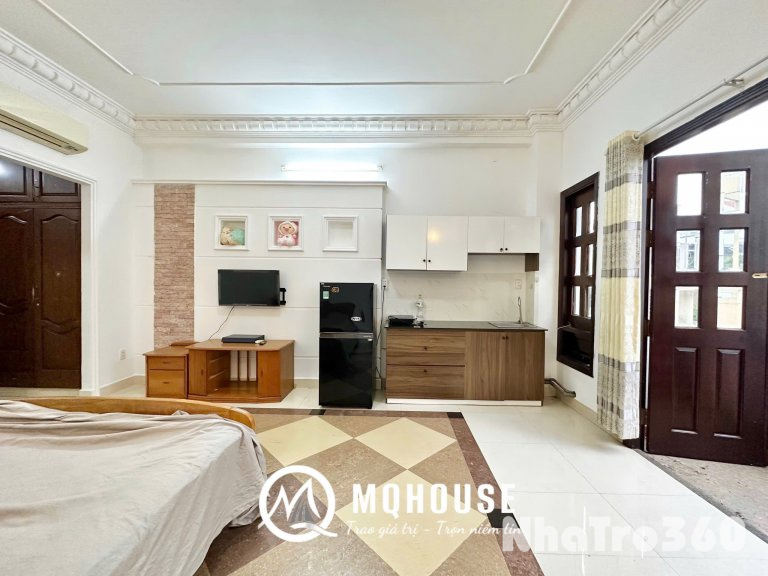 Cho thuê căn hộ Studio Ban công Q1 gần Hồ Con Rùa, công viên Lê Văn Tám, ĐH Kinh tế UEH