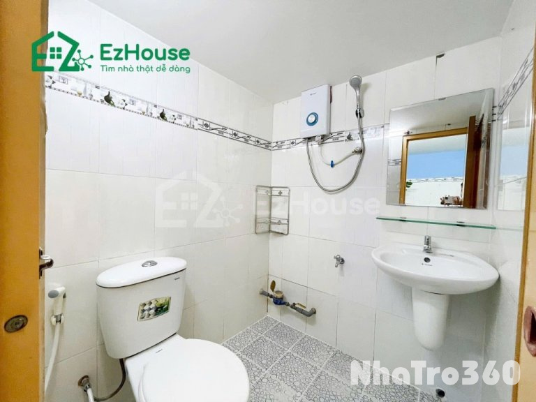 Full nội thất, cửa sổ lớn, có gác, quận Tân Phú