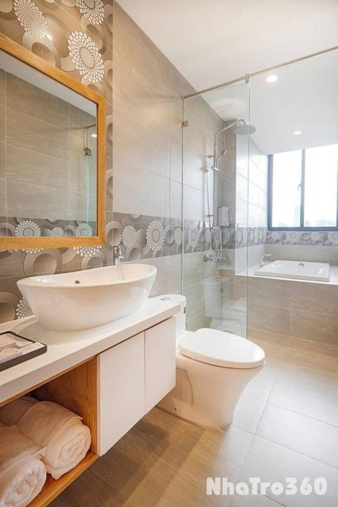 CĂN HỘ DỊCH VỤ Q1 - VIEW BAN CÔNG CỰC ĐẸP