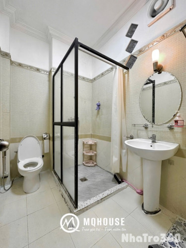 Cho thuê căn hộ Studio Ban công Q1 gần Hồ Con Rùa, công viên Lê Văn Tám, ĐH Kinh tế UEH