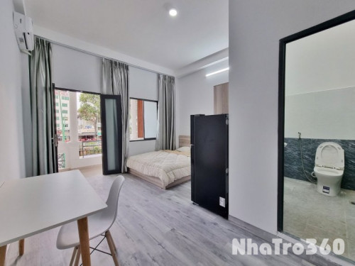 Căn Hộ tách bếp view mặt tiền bao thoáng mát