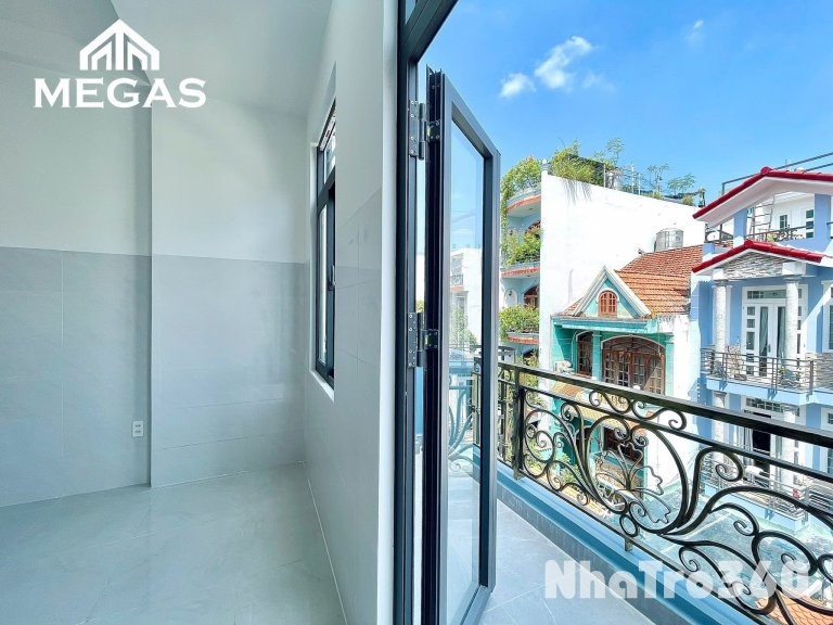 Cho Thuê Gấp Phòng Duplex, 1PN Ban Công ngay Đồng Xoài giá siu iu