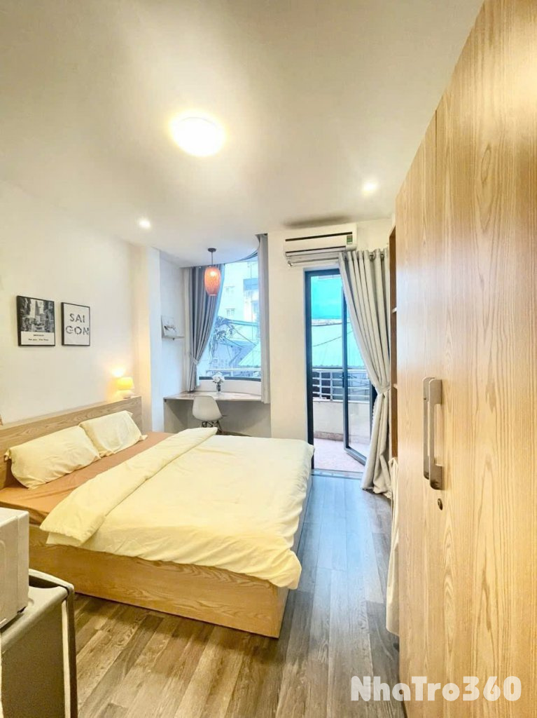 PHÒNG STUDIO CAO CẤP BAN CÔNG THOÁNG MÁT NGAY TRUNG TÂM QUẬN 1