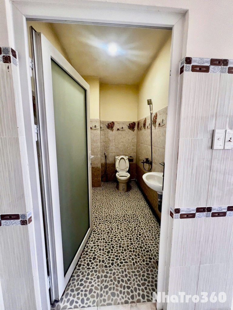 CĂN HỘ CHO THUÊ STUDIO GIÁ RẺ BẤT NGỜ TẠI Q8               CHỈ 3TR8/ THÁNG