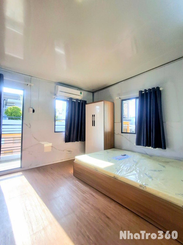 Cho thuê căn hộ Studio tách bếp, ban công, giá rẻ Q10 gần ĐH Kinh tế UEH