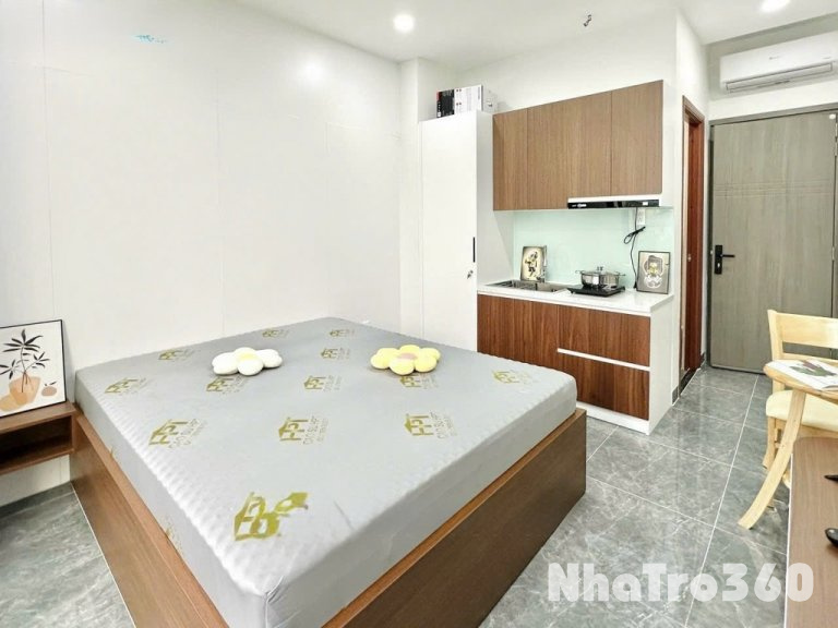 Studio chanh xả có ban công view kính 30m2