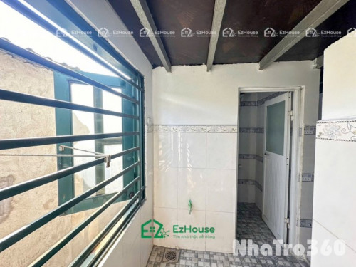 Có gác, cửa sổ lớn, thoáng mát, quận 6