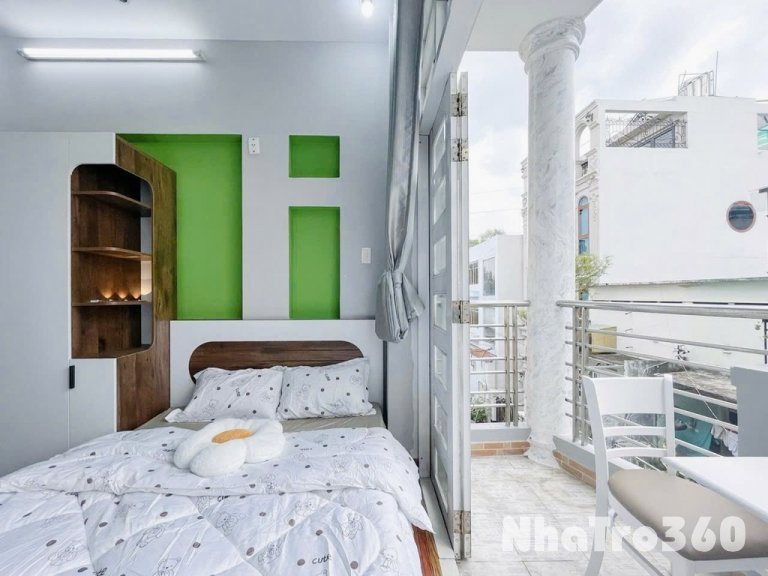 Căn hộ siêu xinh cho GenZ có ban công thoáng mát